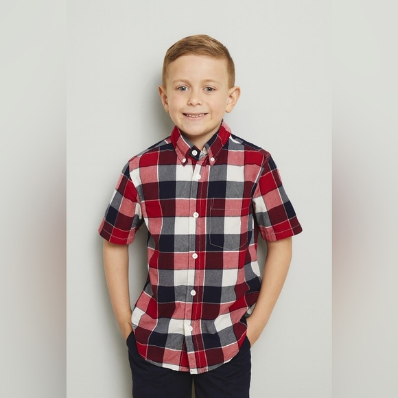 Old Navy Slim Fit Button Down - Plaid (Red, White, Blue, Gray) 🌟 - Picture 7 of 7